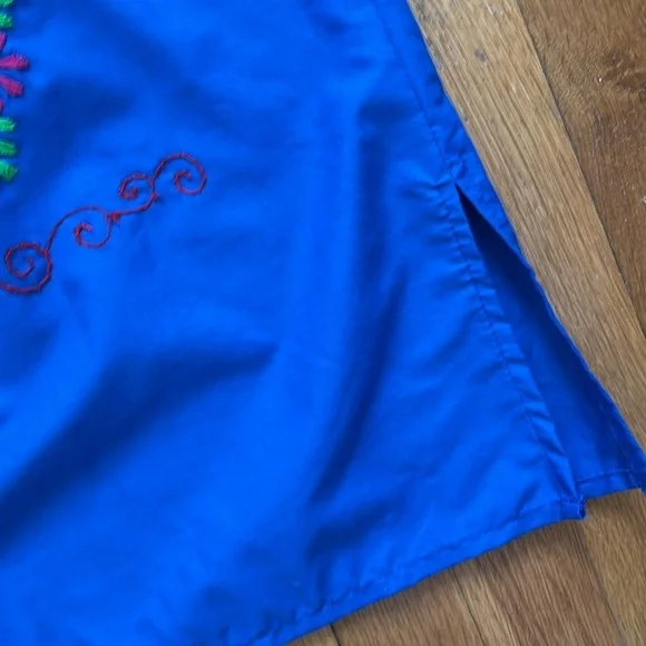 Vintage Mexican Huipil Hand Embroidered Puebla Dress Blue Floral Embroidery - Picture 9 of 11